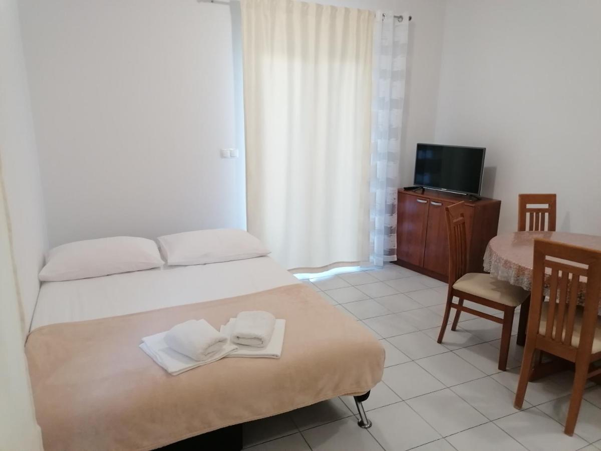 Apartments Dinko Duće Εξωτερικό φωτογραφία