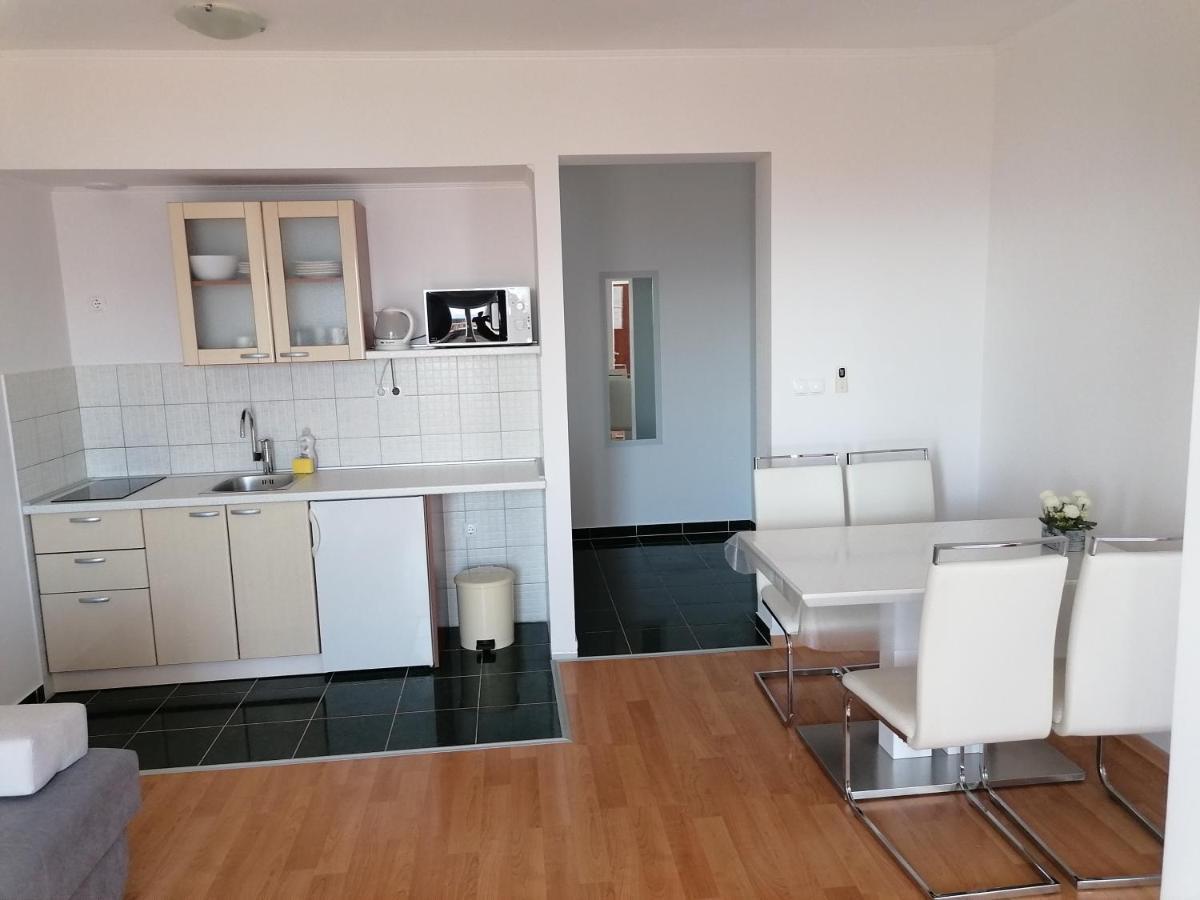 Apartments Dinko Duće Εξωτερικό φωτογραφία